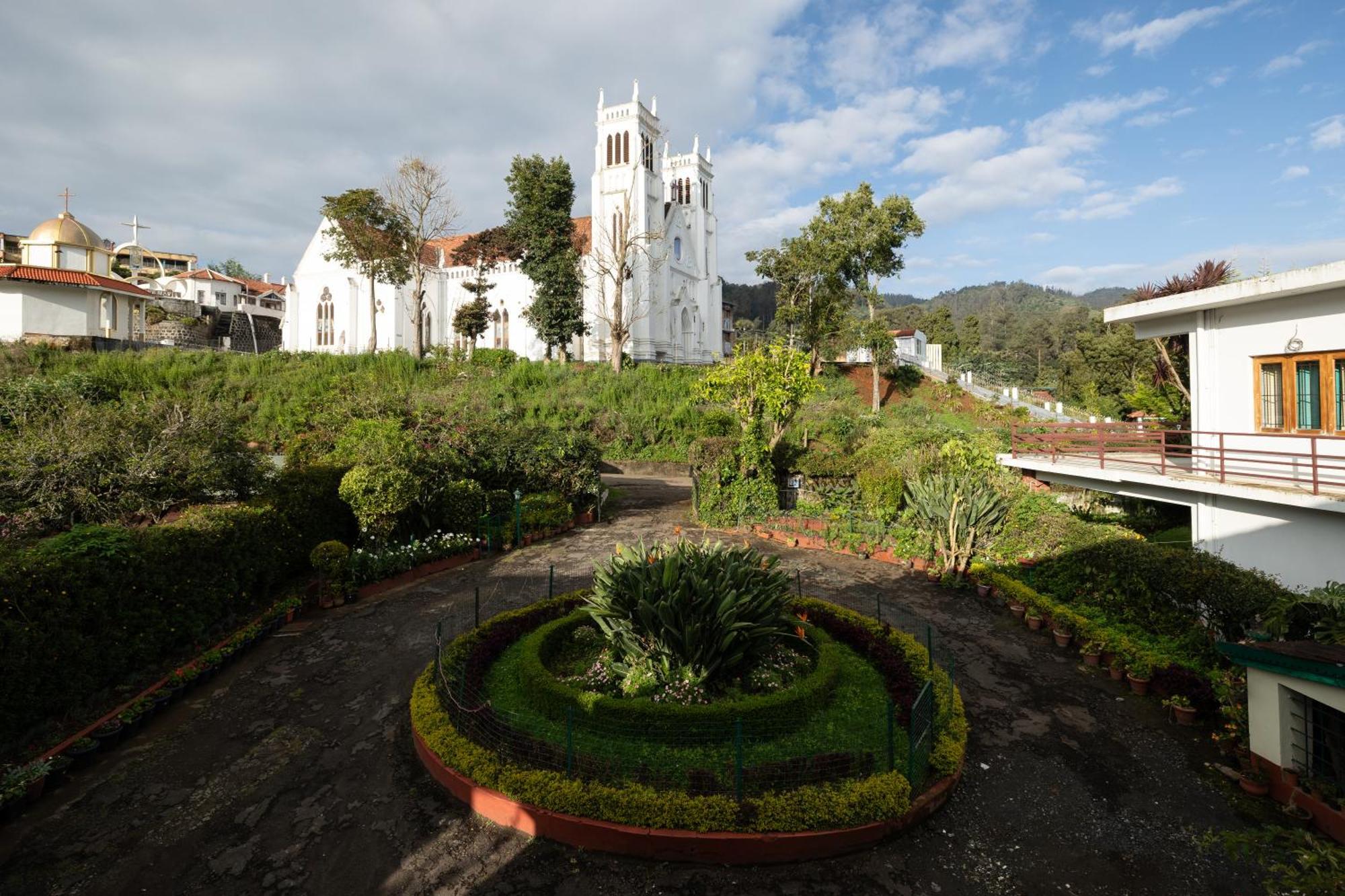 Colonels Inn Ooty Exteriör bild