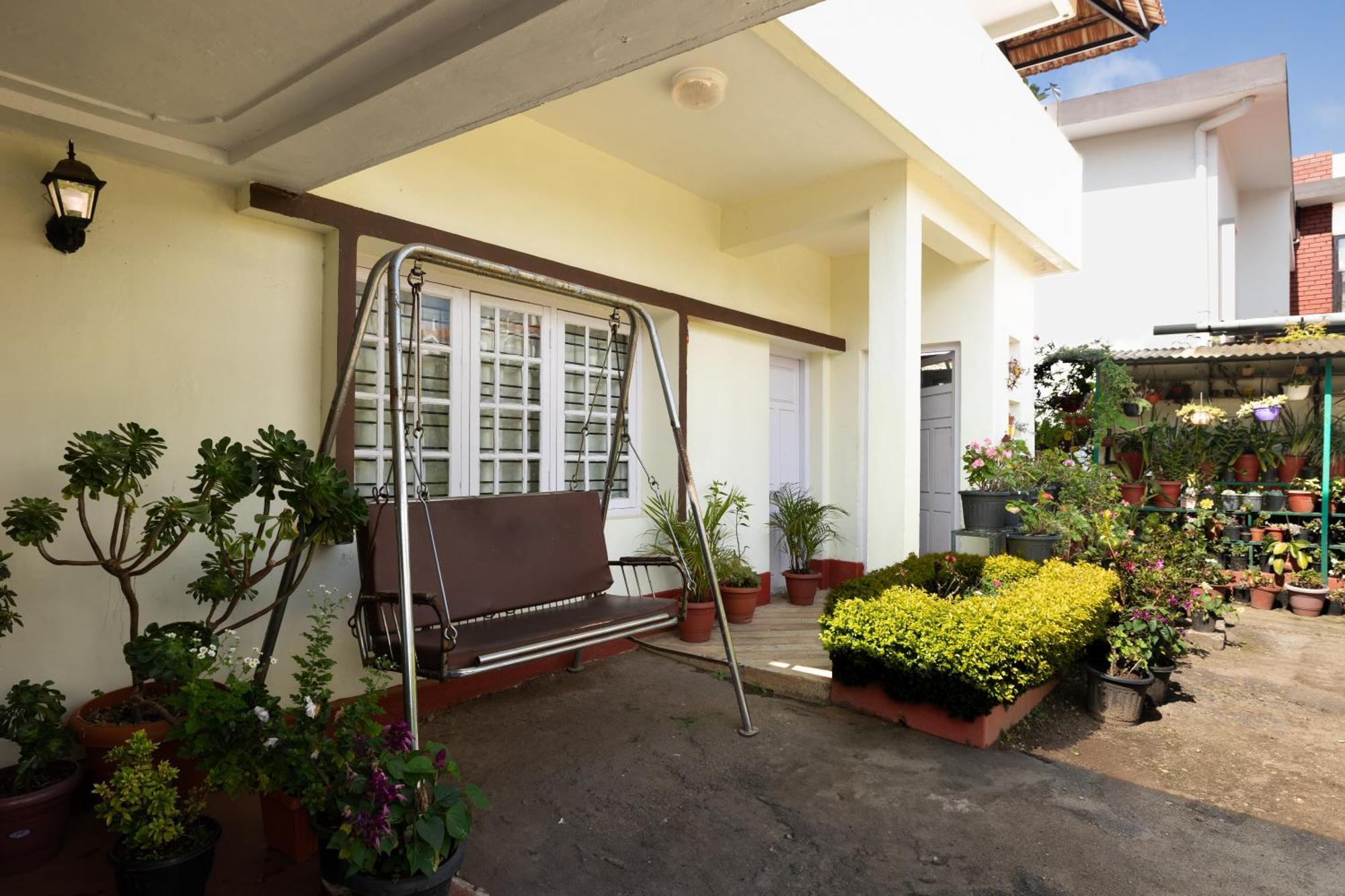 Colonels Inn Ooty Exteriör bild