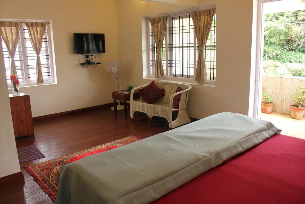 Colonels Inn Ooty Exteriör bild